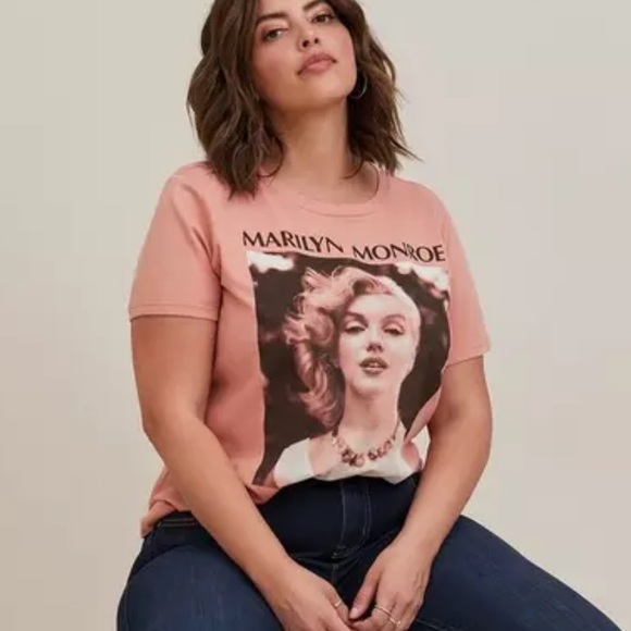 NWT Torrid Classic Fit Tee - Cotton Marilyn Monroe Pink - Picture 2 of 5
